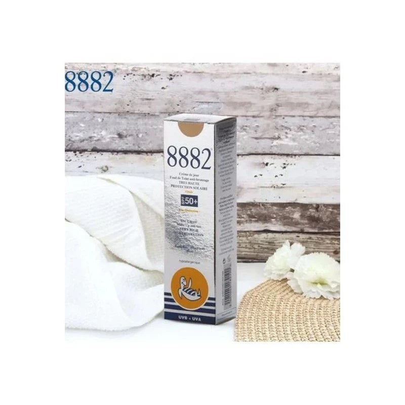 8882 Crème Fond de Teint Anti-bronzage Très Haute Protection Opale SPF50+ 40ml